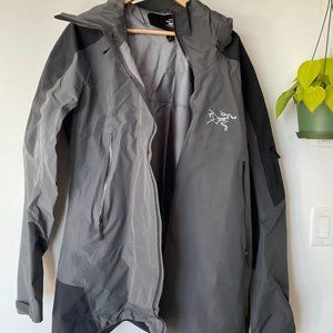 Arc'teryx Mens Rain jacket XXL